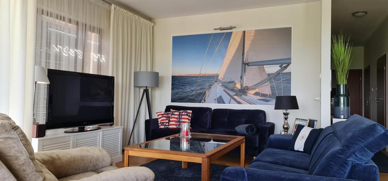 Seaside View Apartment